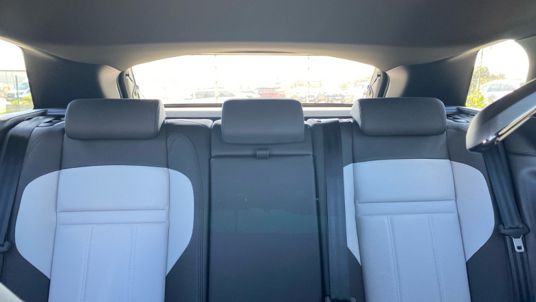 Land Rover Range Rover Evoque 1.5 P270e Dynamic SE 5dr Auto Hatchback